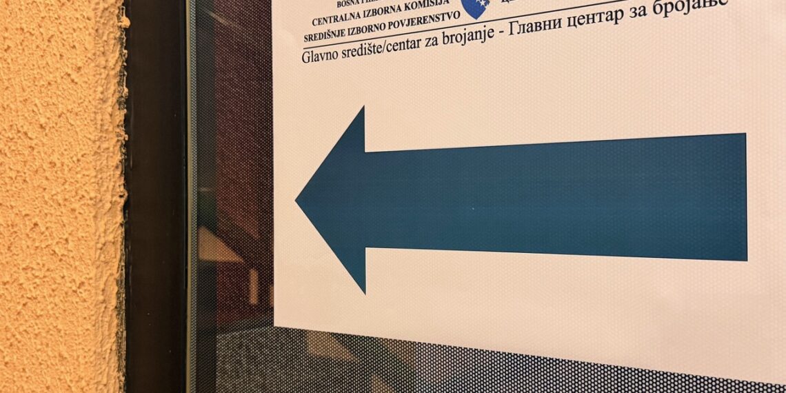 Iskustva iz Glavnog centra za brojanje i lekcije za nezavisne posmatrače